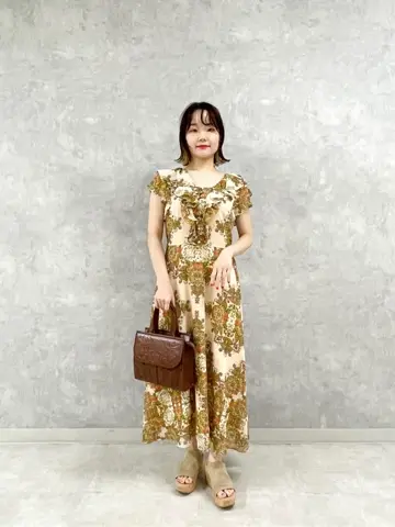 GRACE CONTINENTAL SAYUMI Nagashima コーディネート画像