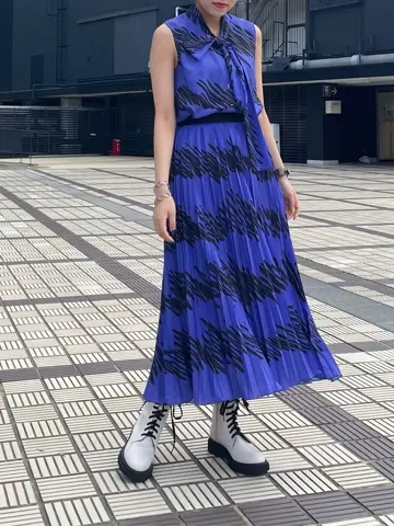 GRACE CONTINENTAL yoshi コーディネート画像