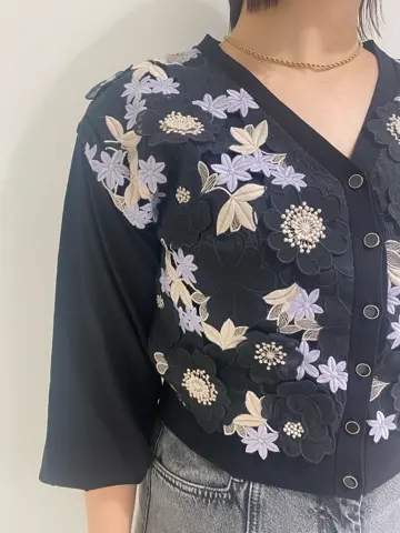 GRACE CONTINENTAL MOMOKO コーディネート画像