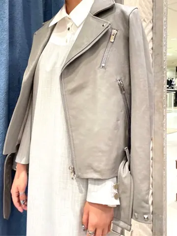 GRACE CONTINENTAL yoshi コーディネート画像