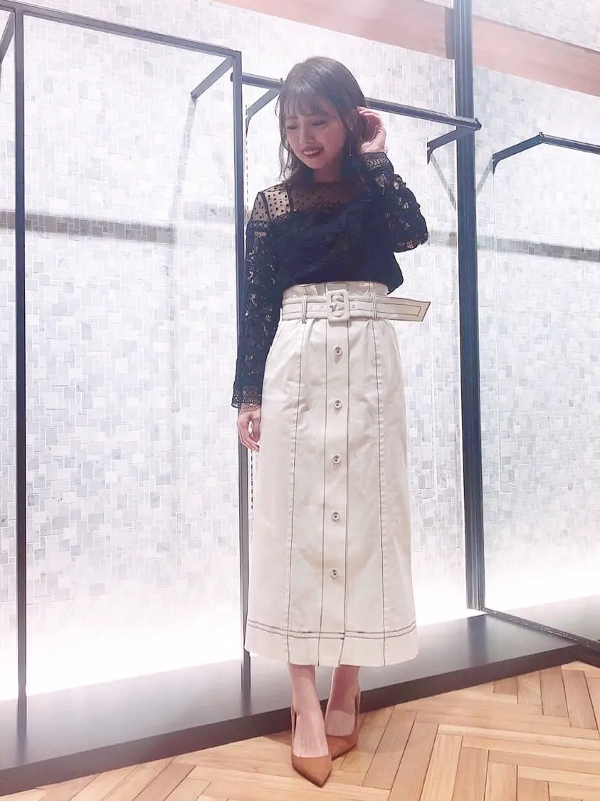 GRACE CONTINENTAL minami コーディネート画像