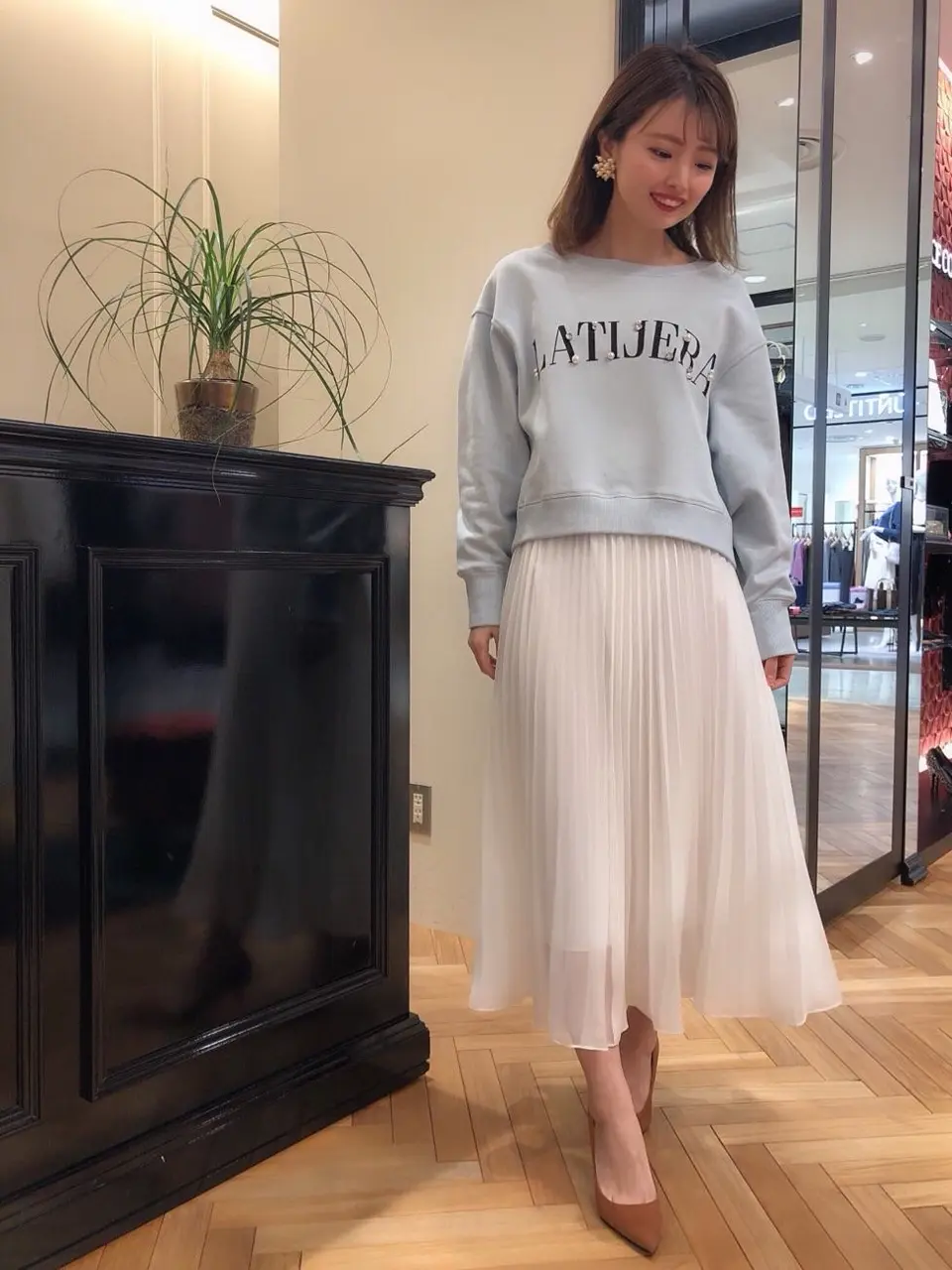 GRACE CONTINENTAL minami コーディネート画像