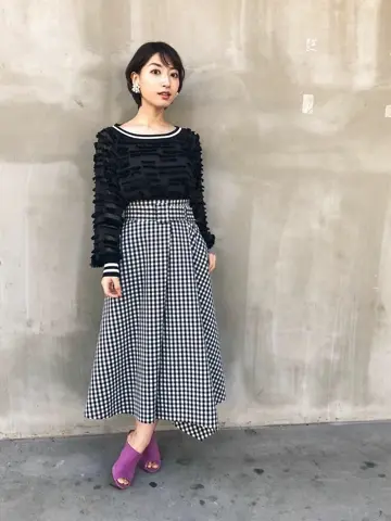 GRACE CONTINENTAL 青木育日 コーディネート画像