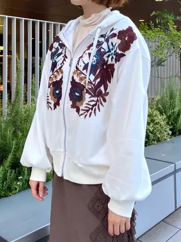 GRACE CONTINENTAL Abe コーディネート画像