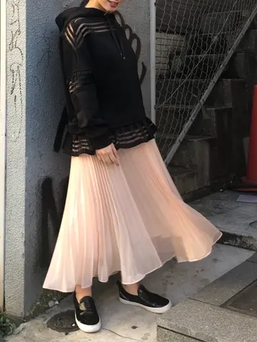 GRACE CONTINENTAL 青木育日 コーディネート画像