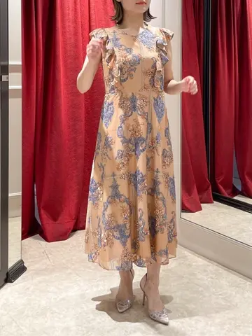 GRACE CONTINENTAL SAYUMI Nagashima コーディネート画像