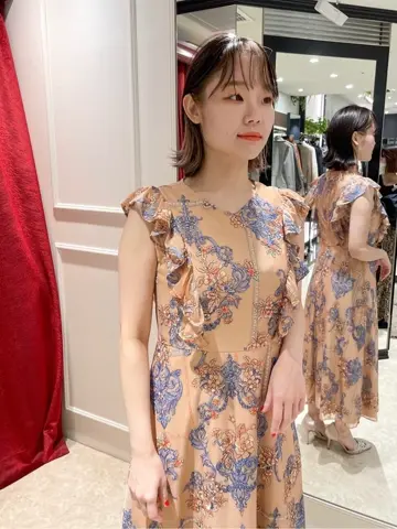 GRACE CONTINENTAL SAYUMI Nagashima コーディネート画像