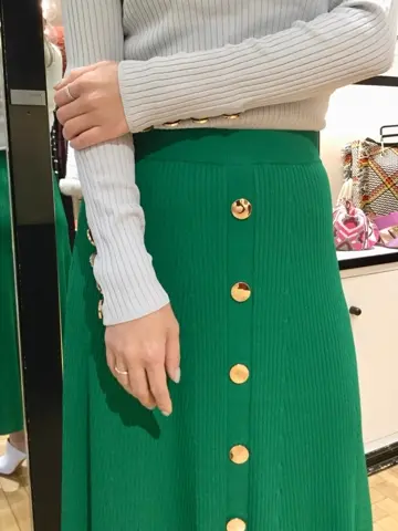 GRACE CONTINENTAL yukimi yonee コーディネート画像