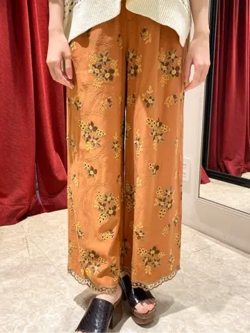 GRACE CONTINENTAL Abe コーディネート画像