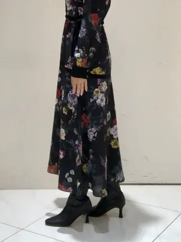 GRACE CONTINENTAL 尾田亜沙美 コーディネート画像