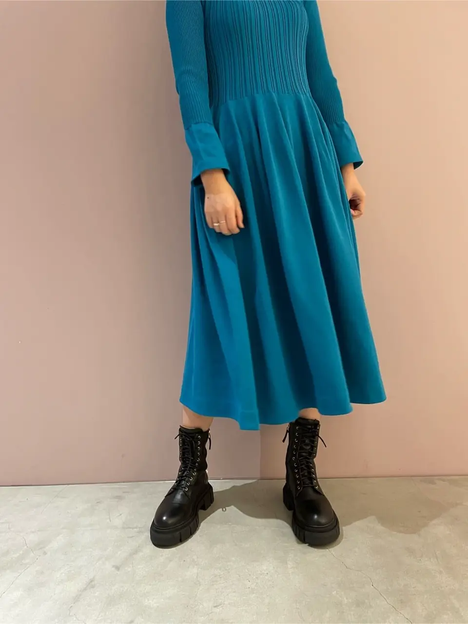 GRACE CONTINENTAL 佐藤　優里香 コーディネート画像