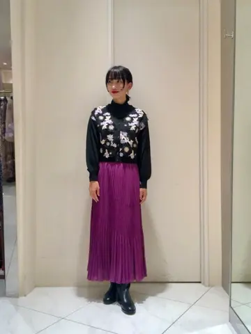 GRACE CONTINENTAL 尾田亜沙美 コーディネート画像