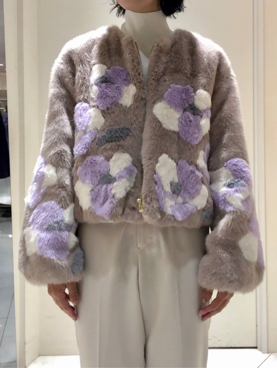 GRACE CONTINENTAL 尾田亜沙美 コーディネート画像