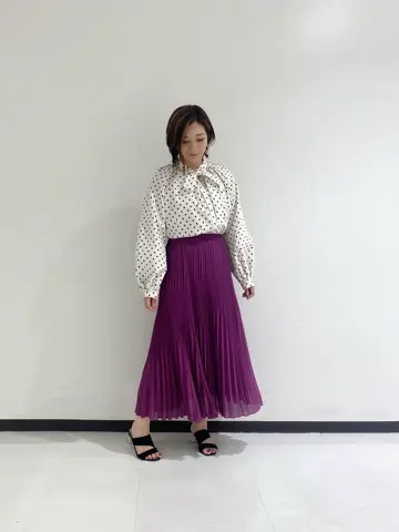 GRACE CONTINENTAL MOMOKO コーディネート画像