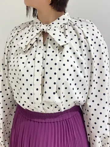 GRACE CONTINENTAL MOMOKO コーディネート画像