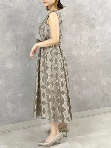 GRACE CONTINENTAL SAYUMI Nagashima コーディネート画像