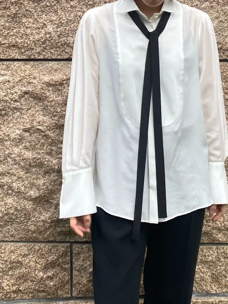 GRACE CONTINENTAL 青木育日 コーディネート画像