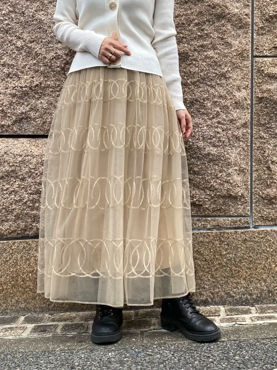 GRACE CONTINENTAL 青木育日 コーディネート画像