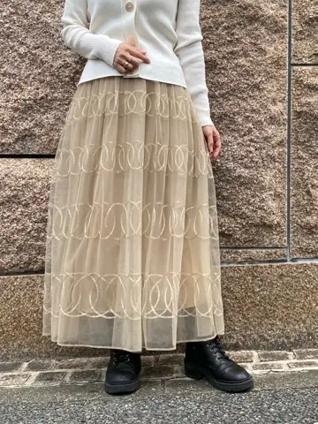 GRACE CONTINENTAL 青木育日 コーディネート画像