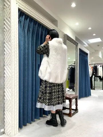 GRACE CONTINENTAL yoshi コーディネート画像