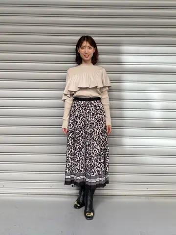 GRACE CONTINENTAL 青木育日 コーディネート画像