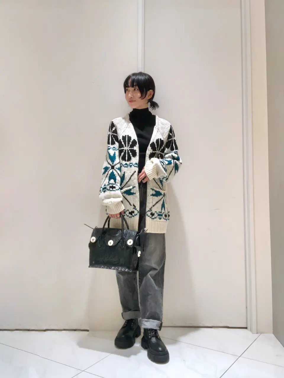  尾田亜沙美 コーディネート画像