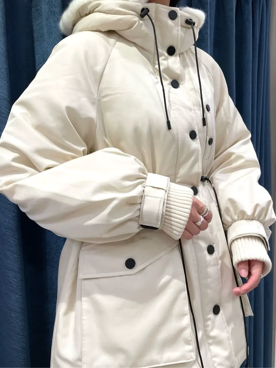 GRACE CONTINENTAL yoshi コーディネート画像