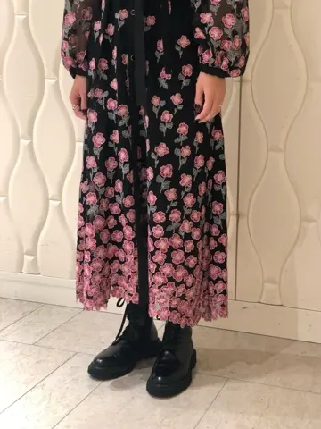 GRACE CONTINENTAL 尾田亜沙美 コーディネート画像