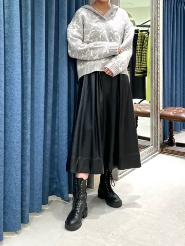 GRACE CONTINENTAL yoshi コーディネート画像