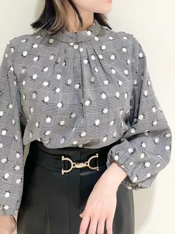 GRACE CONTINENTAL SAYUMI Nagashima コーディネート画像