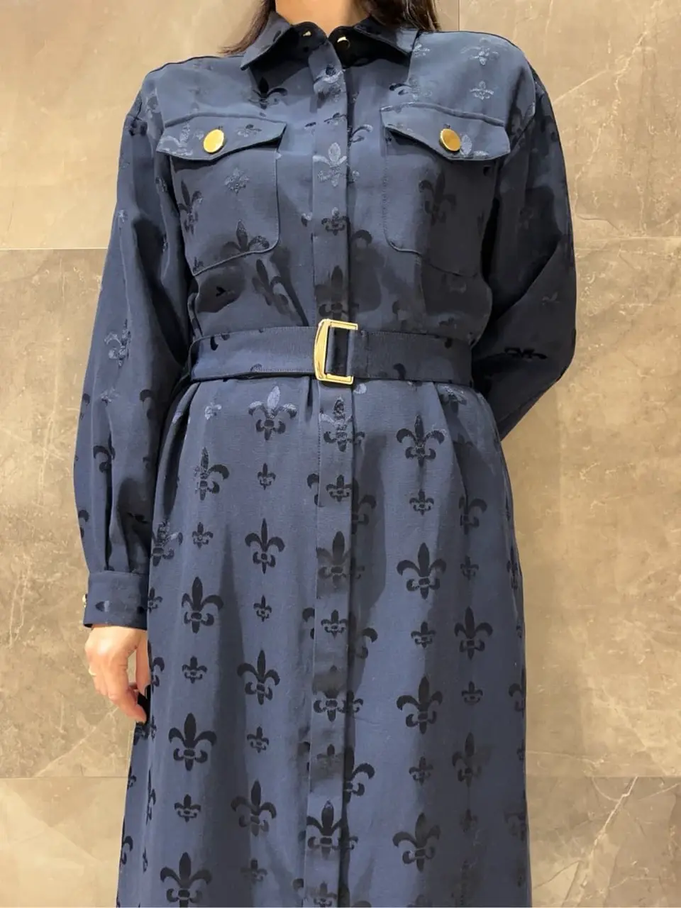 GRACE CONTINENTAL 穐山　香織 コーディネート画像