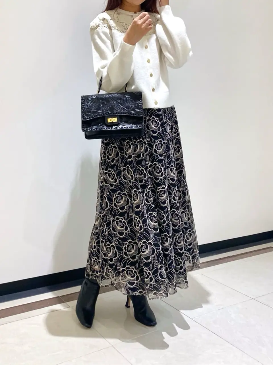 GRACE CONTINENTAL MORITA AI コーディネート画像