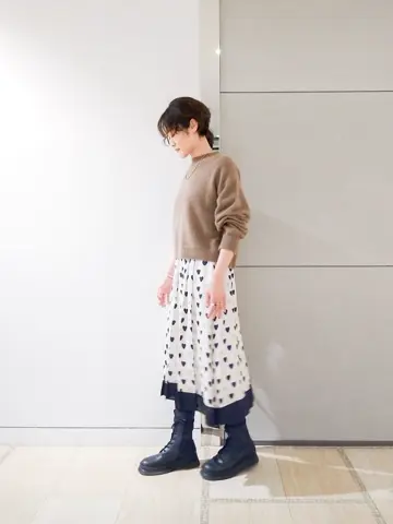 GRACE CONTINENTAL 今野　志保 コーディネート画像