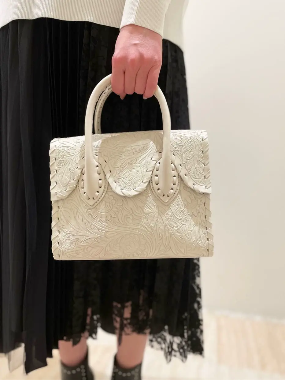 GRACE CONTINENTAL 赤間　 コーディネート画像