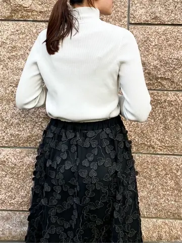 GRACE CONTINENTAL 古川温子 コーディネート画像