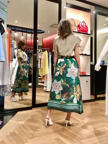 GRACE CONTINENTAL yukimi yonee コーディネート画像