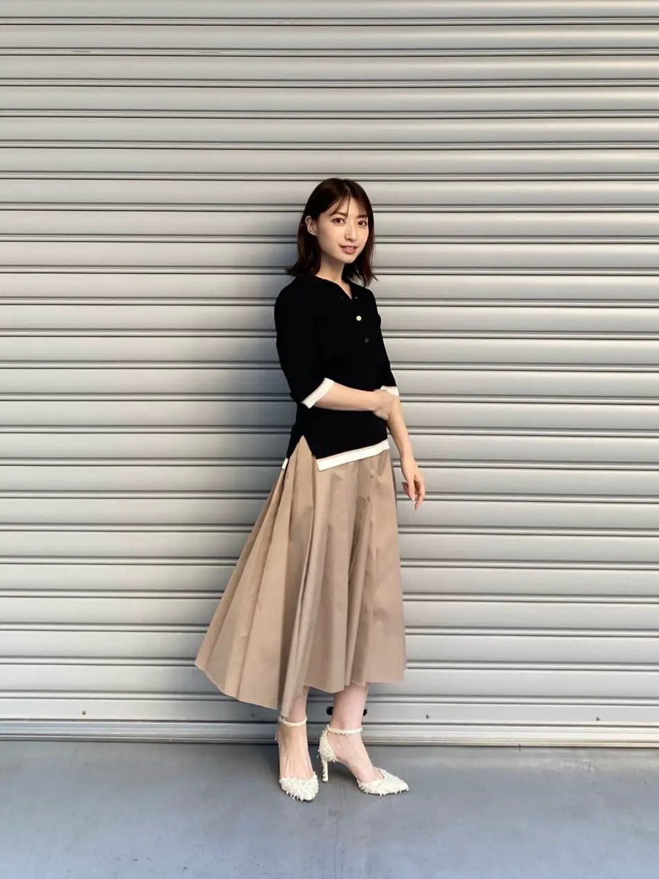 GRACE CONTINENTAL 青木育日 コーディネート画像