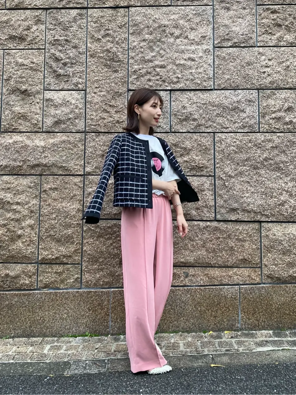  青木育日 コーディネート画像