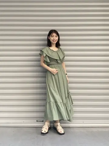 GRACE CONTINENTAL 青木育日 コーディネート画像