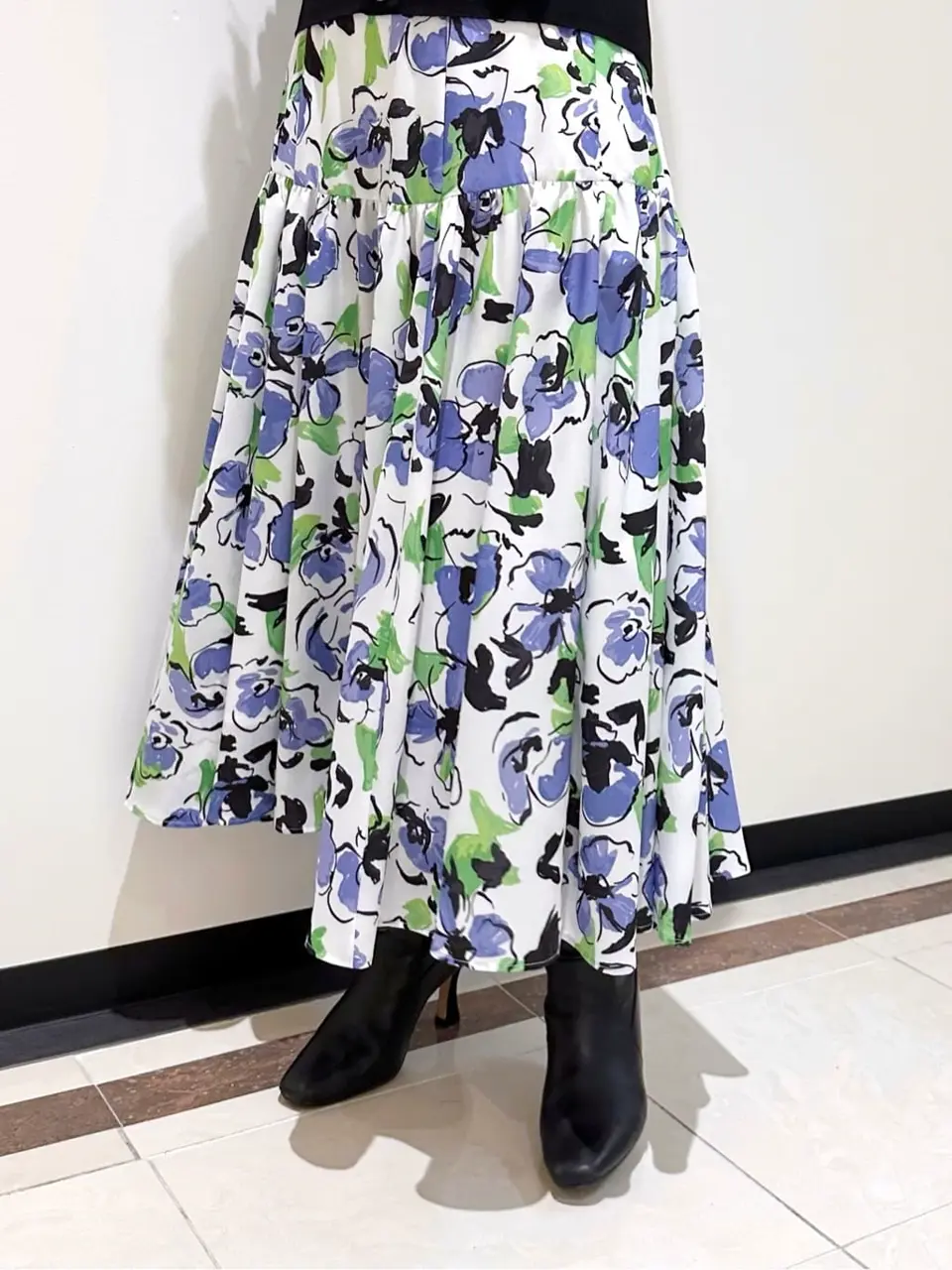 GRACE CONTINENTAL MORITA AI コーディネート画像