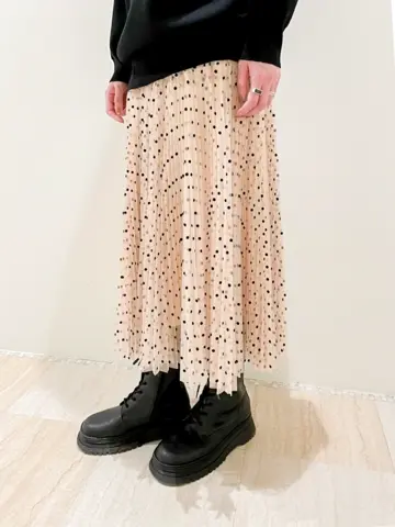 GRACE CONTINENTAL 今野　志保 コーディネート画像