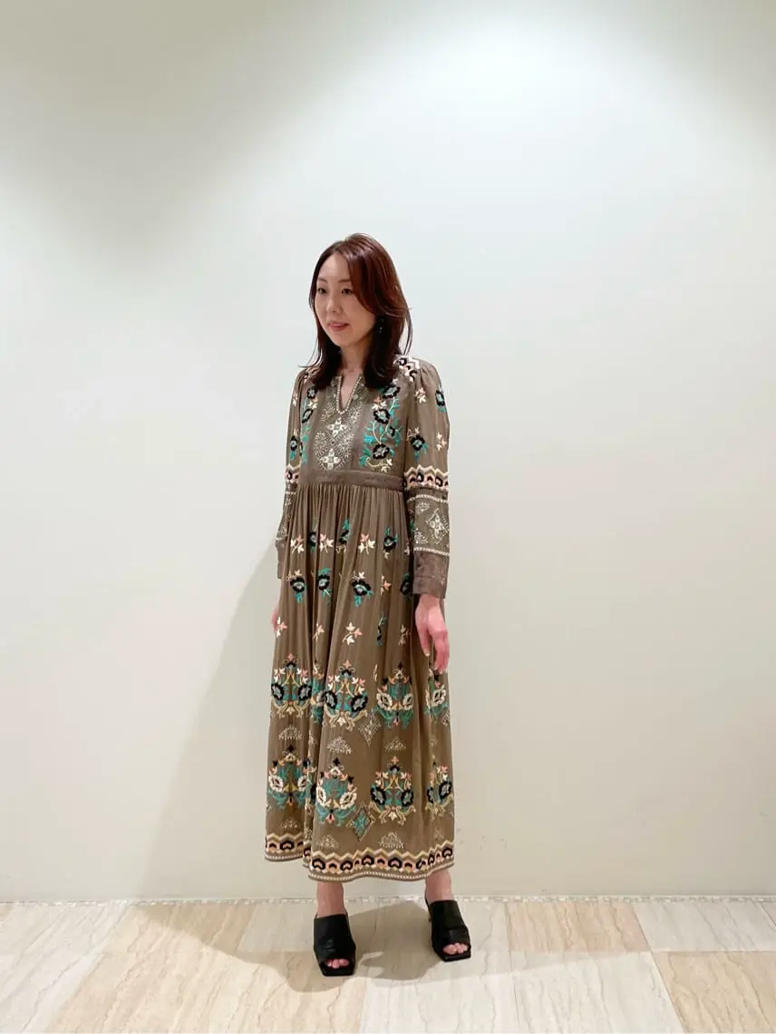 GRACE CONTINENTAL 赤間　 コーディネート画像