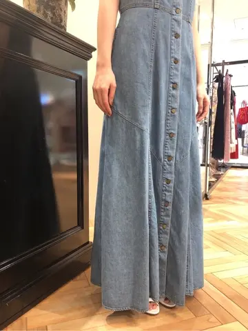 GRACE CONTINENTAL minami コーディネート画像