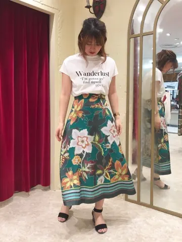 GRACE CONTINENTAL ebata. コーディネート画像