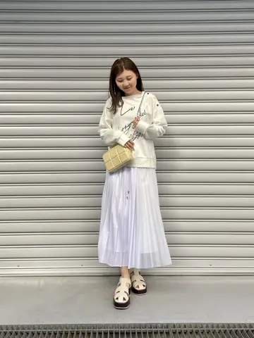 GRACE CONTINENTAL 佐藤　優里香 コーディネート画像