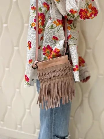 GRACE CONTINENTAL 尾田亜沙美 コーディネート画像