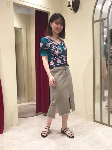 GRACE CONTINENTAL ebata. コーディネート画像