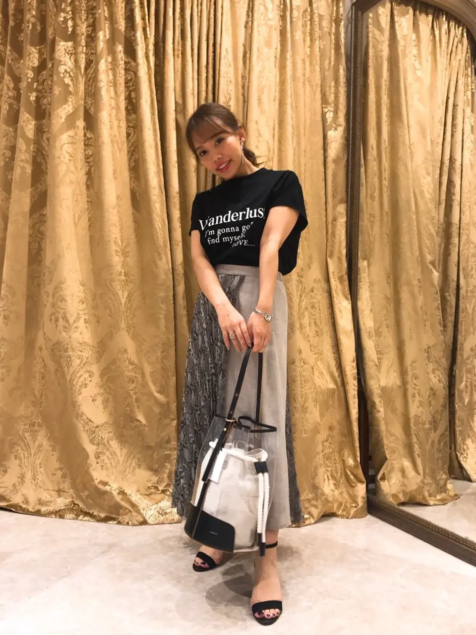 GRACE CONTINENTAL 松﨑　咲良 コーディネート画像