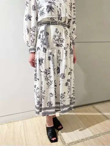 GRACE CONTINENTAL 赤間　 コーディネート画像