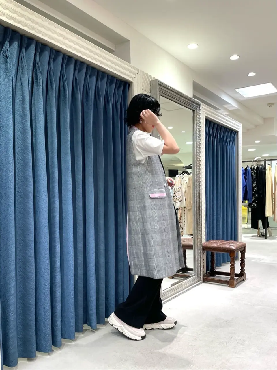 GRACE CONTINENTAL yoshi コーディネート画像